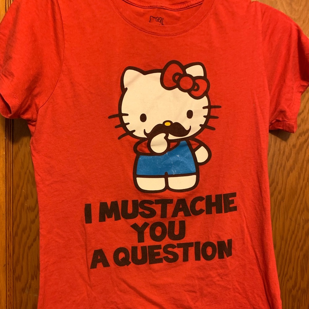 Hello kitty tee